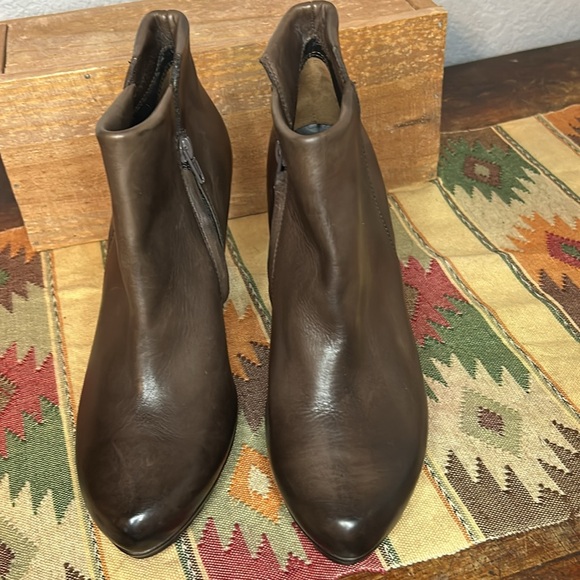 Paul Green brown leather ankle boots - Picture 3 of 10
